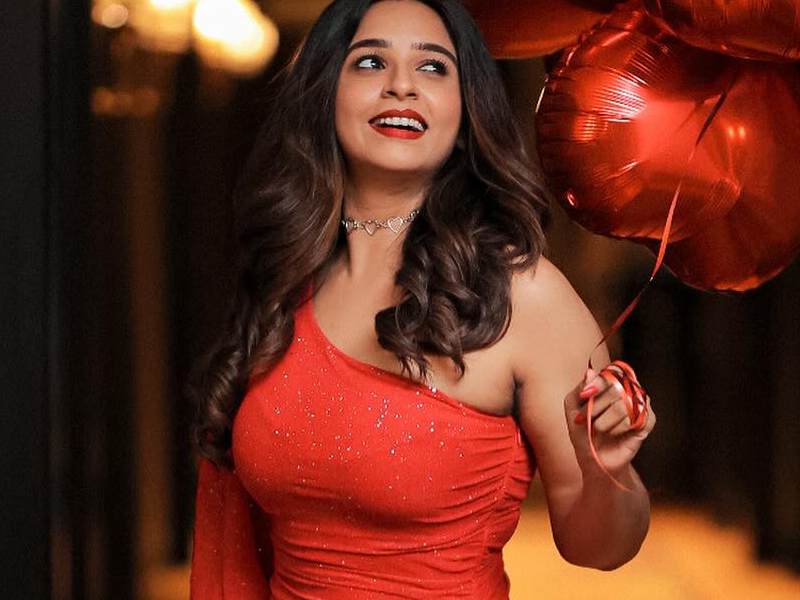 Divya ganesh journey to bigg boss