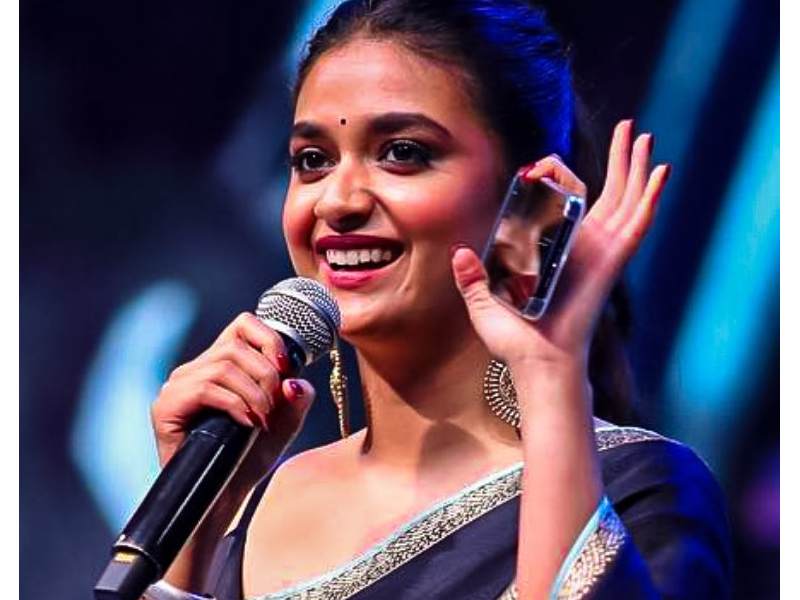Revolver rita keerthy suresh review viral moment