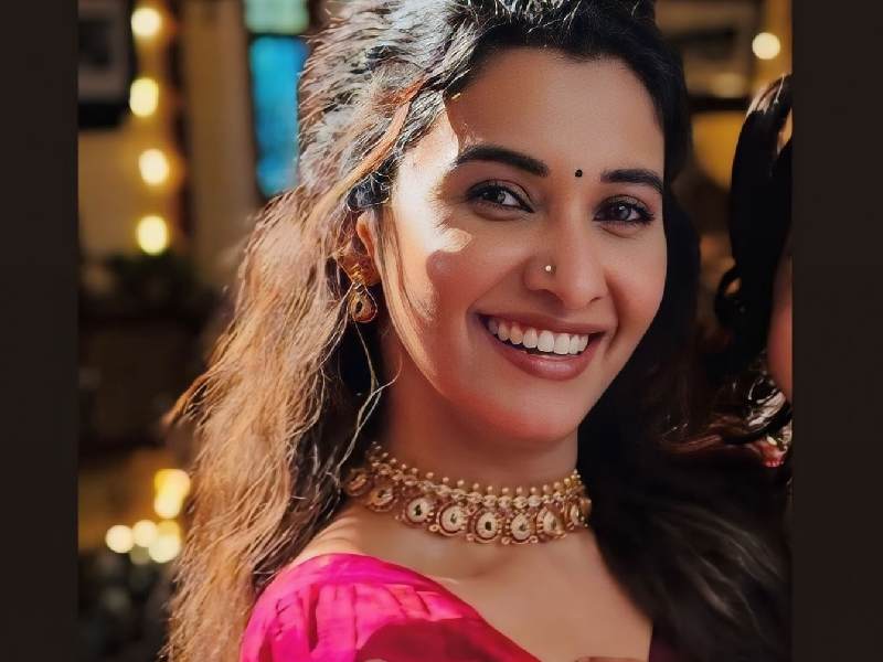 Priya bhavani shankar glamorous ad shoot transformation
