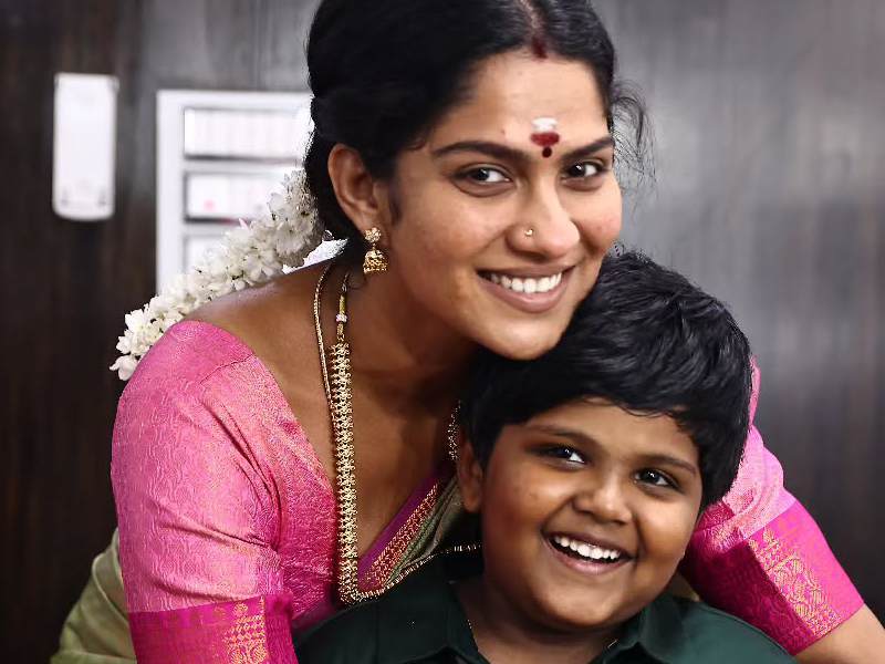 Swasika tamil malayalam actress career rise
