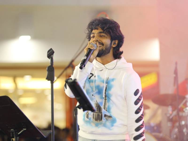 Gv prakash kumar youtube records tamil songs 2025
