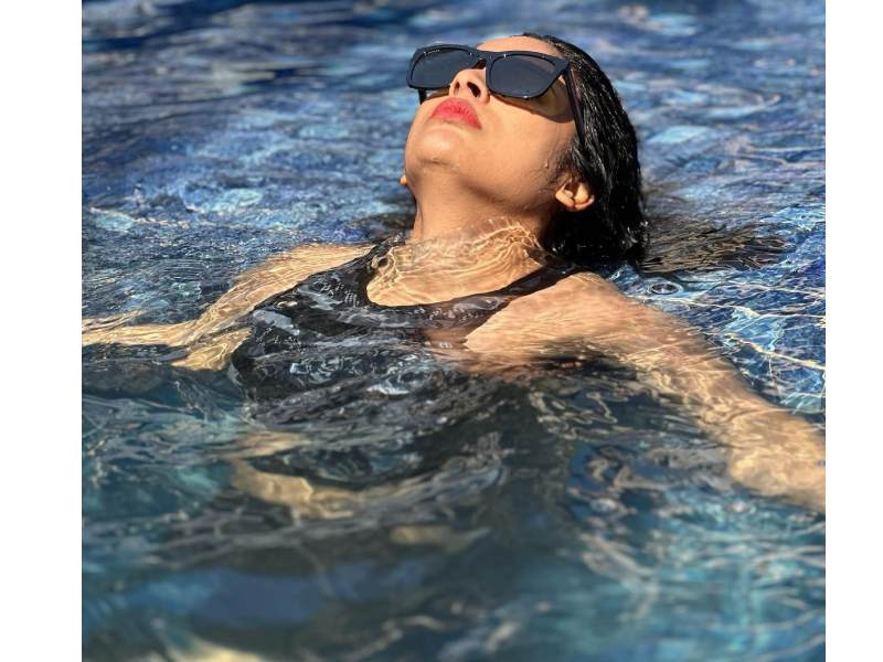 Nandita swetha tamil telugu cinema career journey
