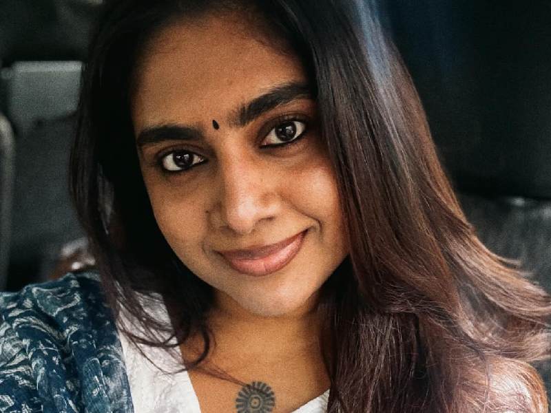 Nimisha sajayan malayalam tamil performance actress