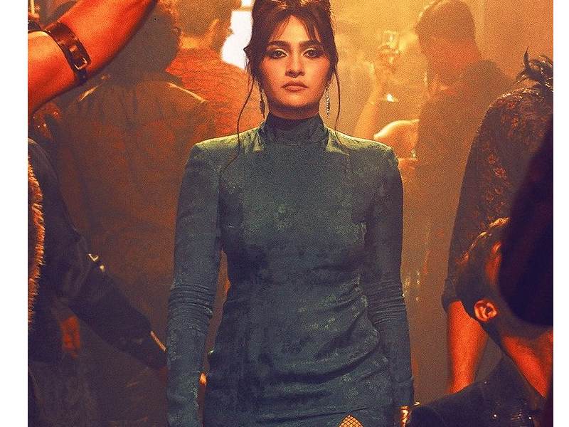 Toxic movie yash nayanthara character poster