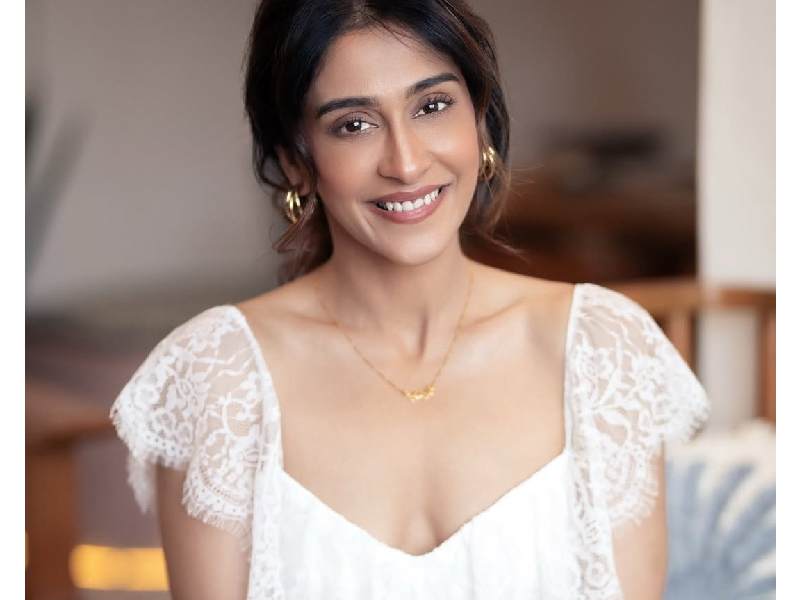 Regina cassandra tamil cinema comeback movie scene