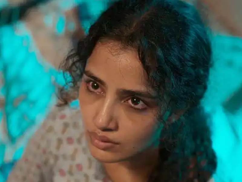 Lockdown tamil movie anupama parameswaran review