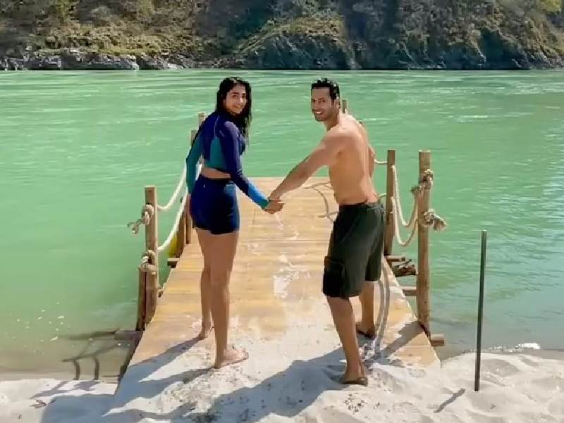 Pooja hegde housefull 4 flop trending scene analysis