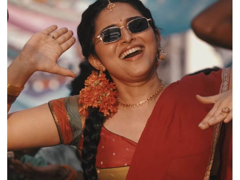 Sai abhyankkar kayadu lohar pavazha malli music video