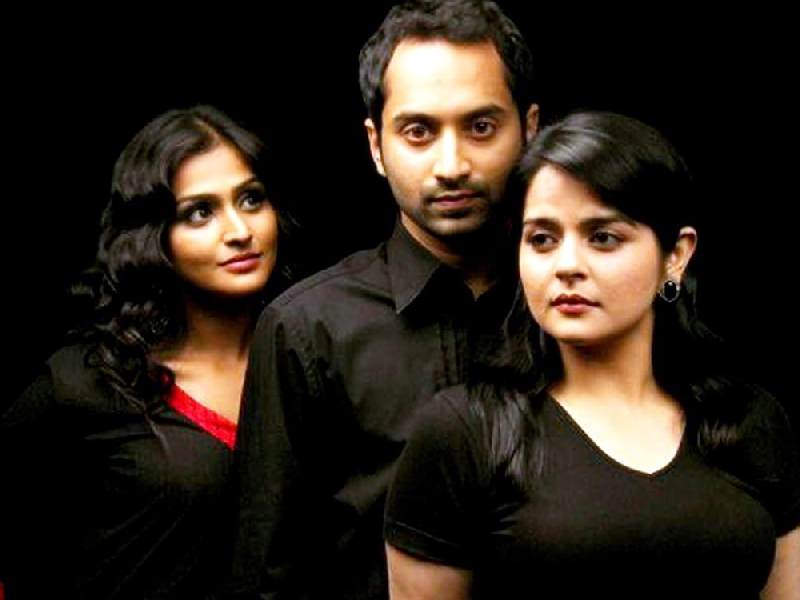 Ramya nambeesan tamil movies career pollathavan fame