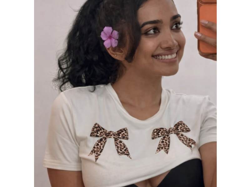 Saanve megghana viral dance tamil telugu actress rise
