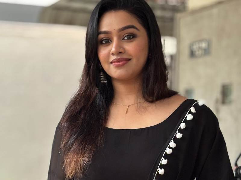 Gayathri yuvraaj vijay tv new serial update