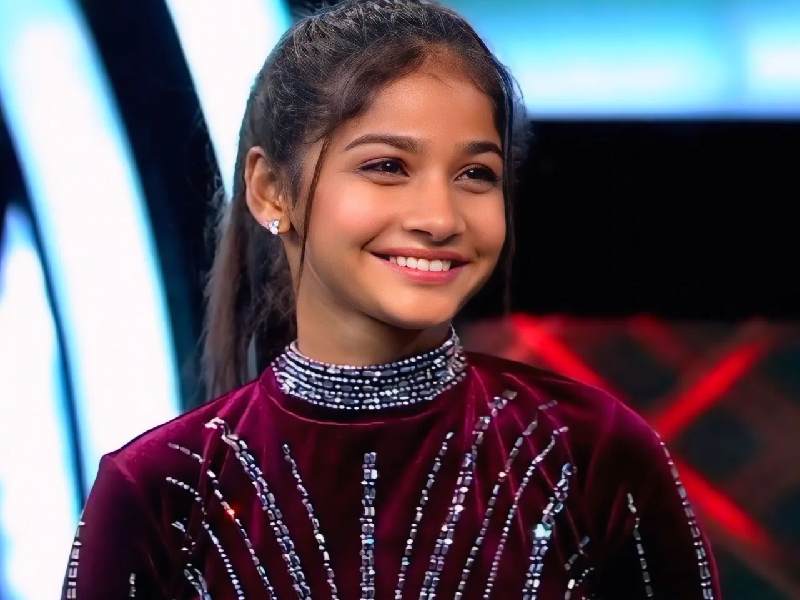Sachana namidass rising star tamil cinema