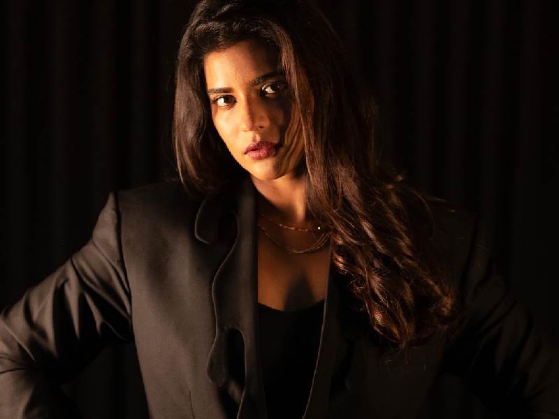 Aishwarya rajesh chennai girl to dubai viral star